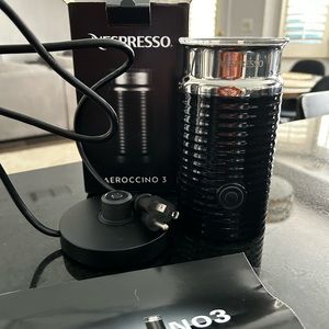 Nespresso Aeroccino 3 Black Milk Frother